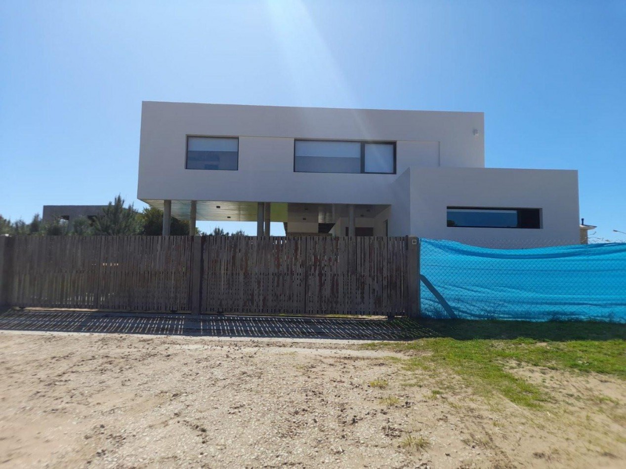 Magnifica Casa en Nayades