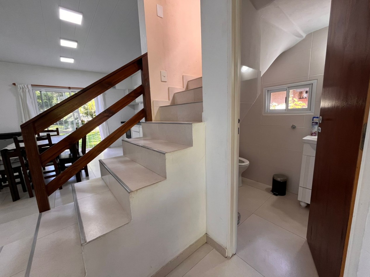 Venta casa  Valeria del Mar - Pinamar (con GAS NATURAL)