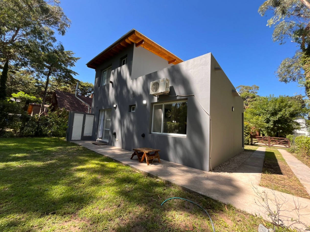 Venta casa  Valeria del Mar - Pinamar (con GAS NATURAL)