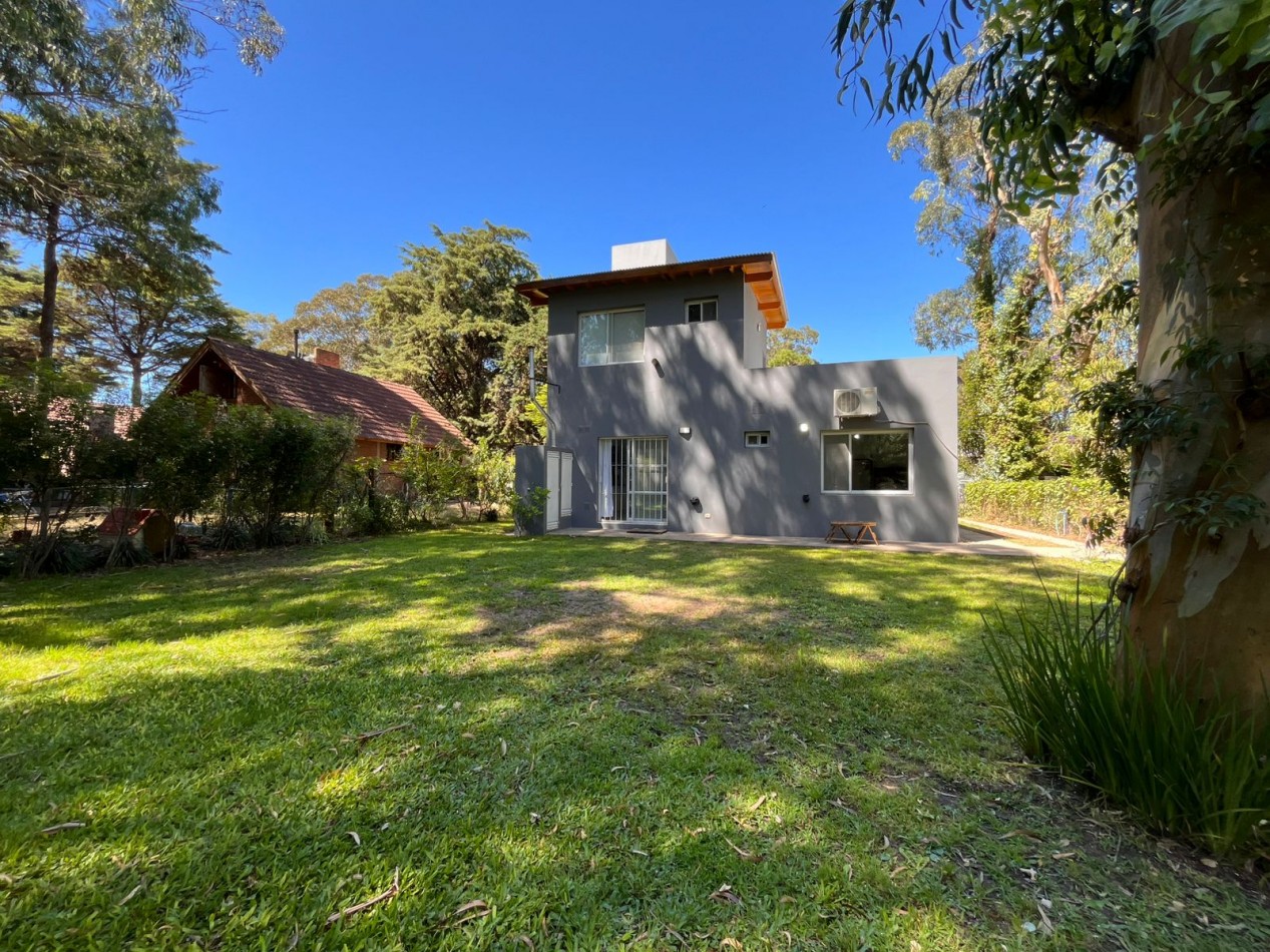 Venta casa  Valeria del Mar - Pinamar (con GAS NATURAL)