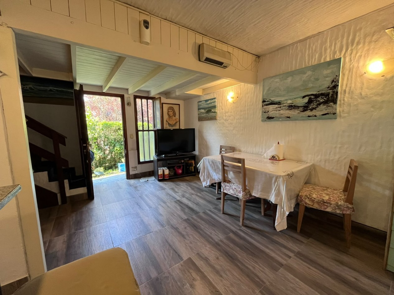 VENTA DUPLEX 3 AMBIENTES C/COCHERA (sin expensas) PINAMAR