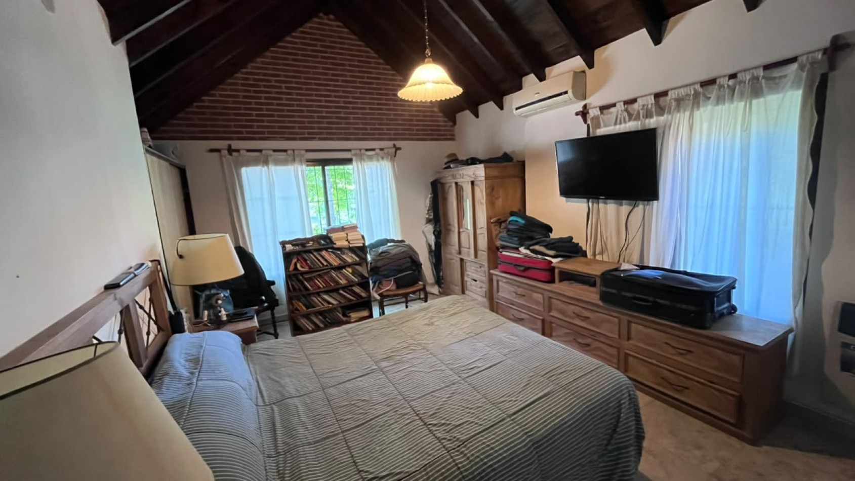 Casa en venta en Valeria del Mar - 205m2 Excelente ubicacion a 5 cuadras del mar y 1 del centro