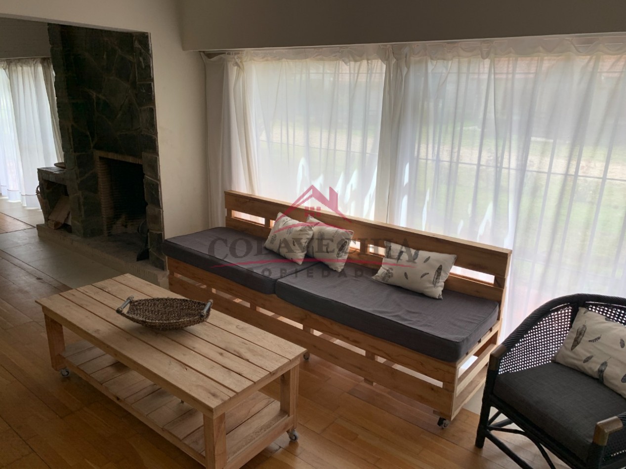 Muy linda casa en Falucho San Luis 400 - Valeria del Mar.