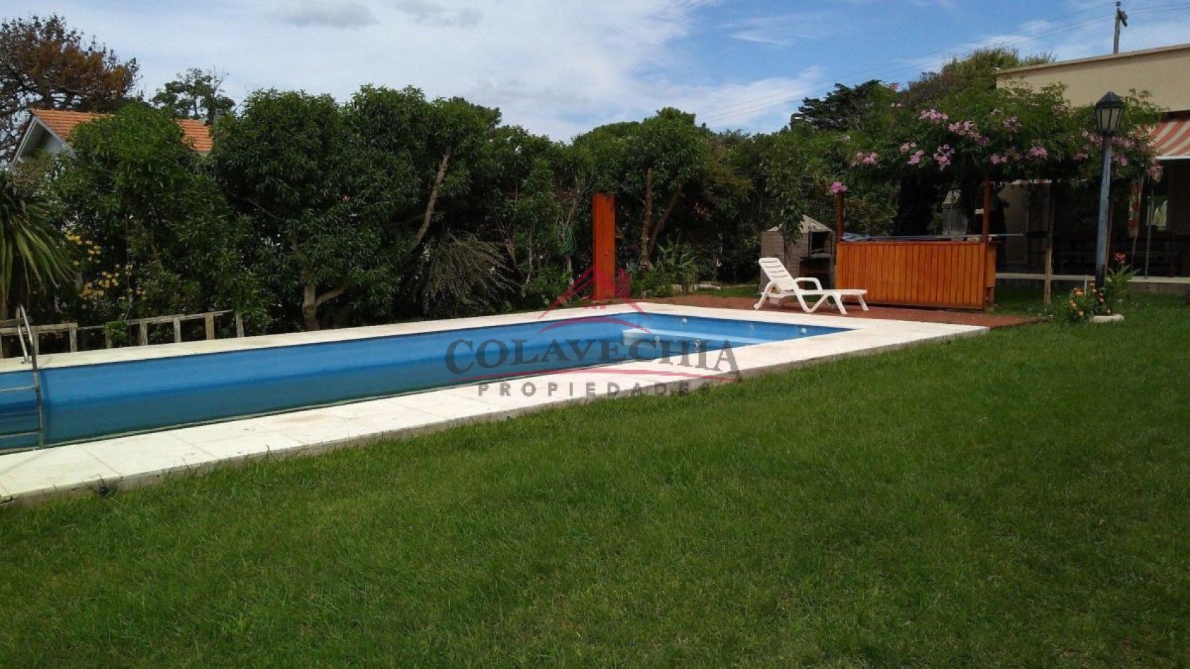 Magnifica casa en Pinamar a 300 mts de la playa - Tres carabelas 400