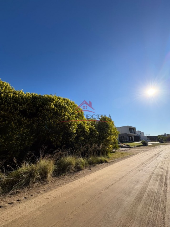 Lote Costa Esmeralda