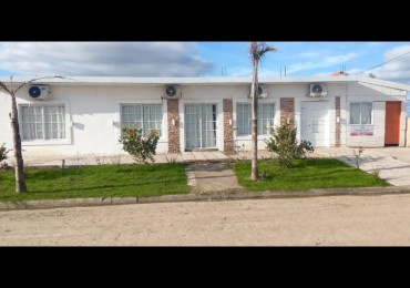 Venta de Complejo Hospedaje en Maipu Sobre Ruta 2