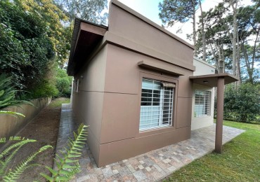 Venta de Casa en Valeria del Mar-Pinamar